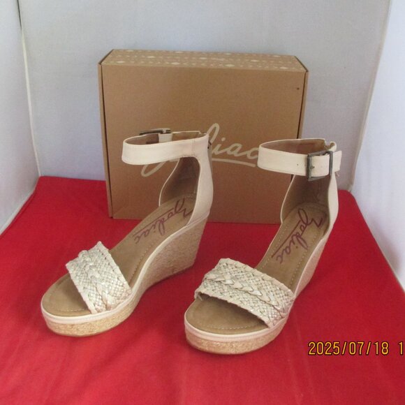 Zodiac Sabeen Ankle-Strap Espadrille Wedge Sandals $99 Size 9 1/2 Gold - 1264 - Picture 6 of 10
